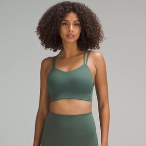 Lululemon Like a Cloud Longline B/C Size 4 Bra. Medium Forest. NWT